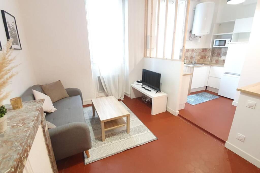 Апартаменты T2 Cosy Au Calme,Entree Autonome,Centre Historique Монтелимар Экстерьер фото